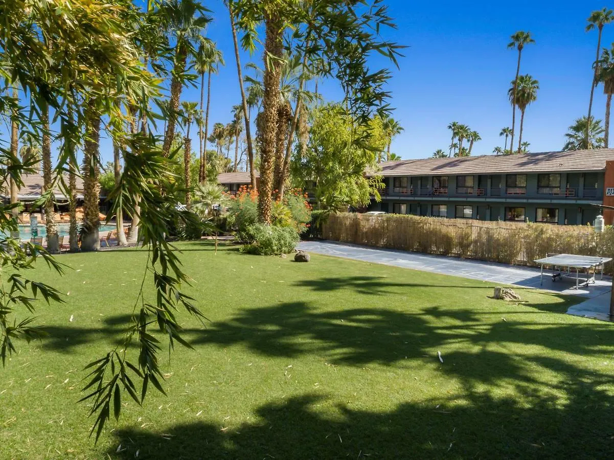 Hotel Caliente Tropics Palm Springs