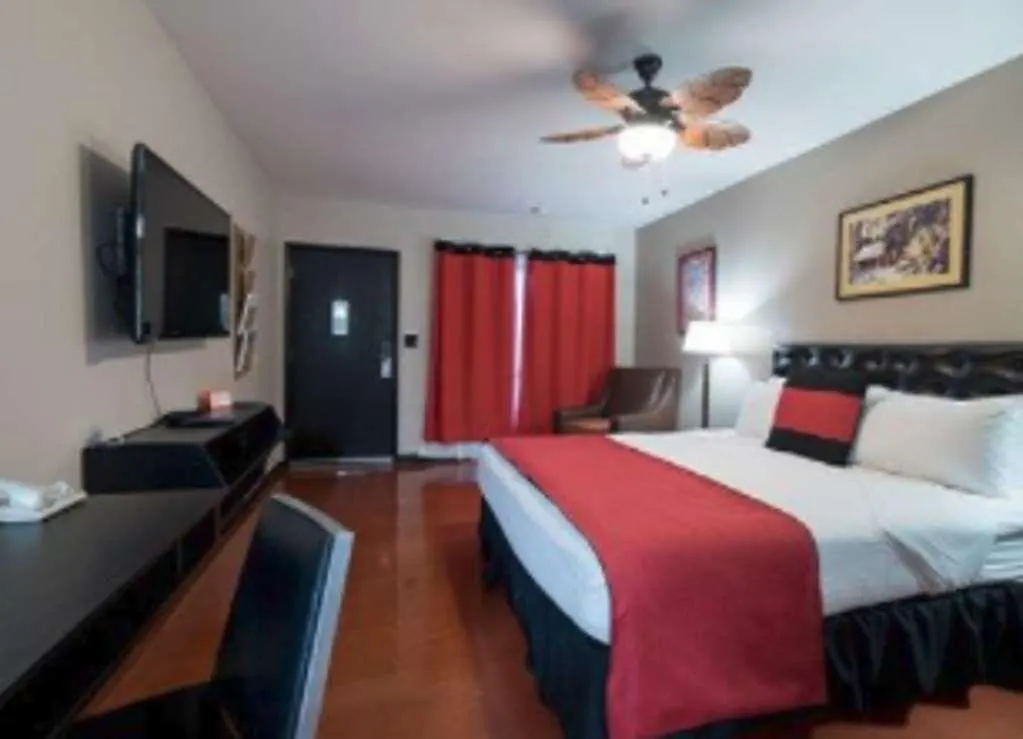 Hotel Caliente Tropics Palm Springs